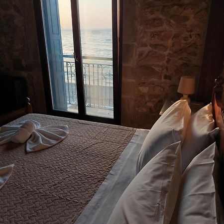 Volakas Beachfront Suites Rethymno Exterior foto