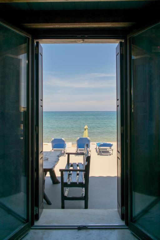 Volakas Beachfront Suites Rethymno Exterior foto