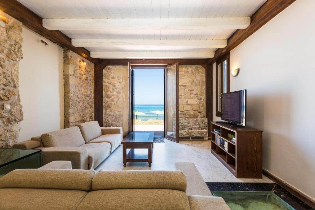 Volakas Beachfront Suites Rethymno Exterior foto